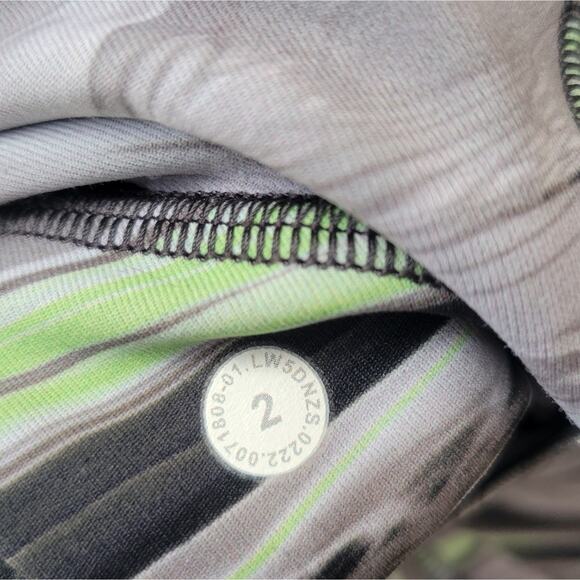 Lululemon Swift Speed High-Rise Tight 28" Paint Glide Warp Multi Size 2 - Picture 10 of 10